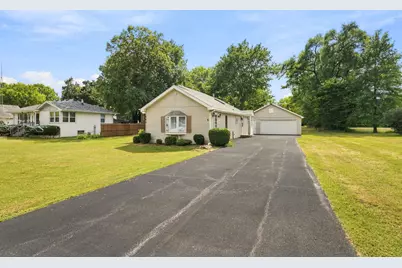 245 W Southmor Road, Morris, IL 60450 - Photo 2