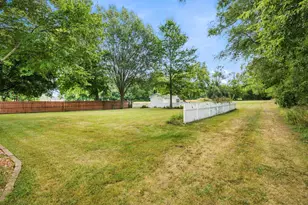 245 W Southmor Rd, Morris, IL 60450 - Photo 26