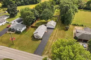 245 W Southmor Rd, Morris, IL 60450 - Photo 30