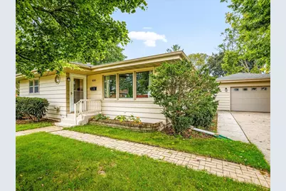 611 E 6th Street, Belvidere, IL 61008 - Photo 4