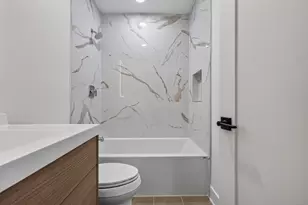 3527 N Kostner Ave, Chicago, IL 60641 - Photo 12