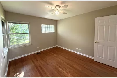 266 S Prospect Avenue, Clarendon Hills, IL 60514 - Photo 16