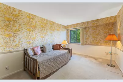 101 Old Oak Drive #215, Buffalo Grove, IL 60089 - Photo 20
