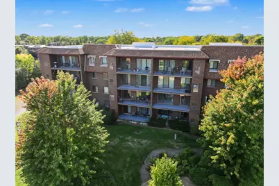101 Old Oak Drive #215, Buffalo Grove, IL 60089 - Photo 32