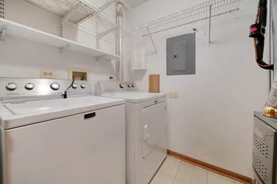 26 Tyler Court #B, Streamwood, IL 60107 - Photo 16