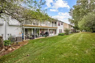 26 Tyler Ct, Streamwood, IL 60107 - Photo 20