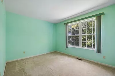 650 Glenbrook Road, Crystal Lake, IL 60012 - Photo 18
