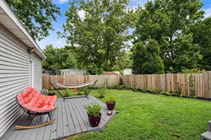 22 Geneva Ct, Bloomington, IL 61704 - Photo 28