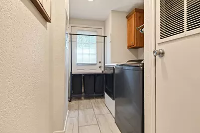 22 Geneva Court, Bloomington, IL 61704 - Photo 12