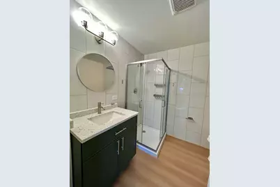 2057 W Roscoe Street #1R, Chicago, IL 60618 - Photo 4