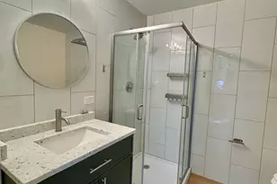 2057 W Roscoe St, Chicago, IL 60618 - Photo 4