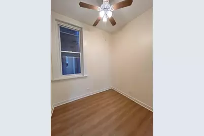 2057 W Roscoe Street #1R, Chicago, IL 60618 - Photo 8