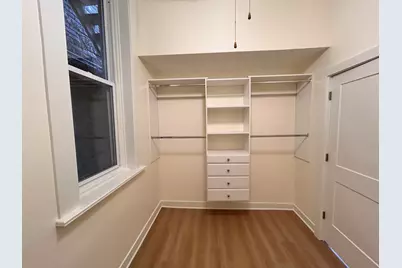 2057 W Roscoe Street #1R, Chicago, IL 60618 - Photo 12