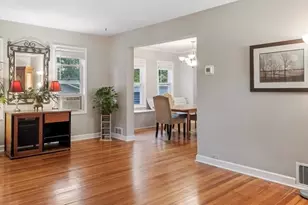 1034 Chestnut St, Deerfield, IL 60015 - Photo 8
