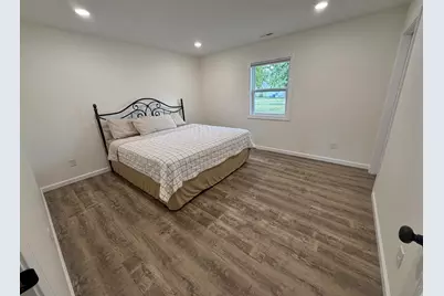 868 E Second Street, Centralia, IL 62801 - Photo 8