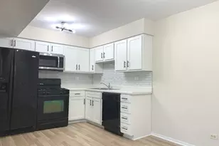621 Tralee Ct, Schaumburg, IL 60193 - Photo 10