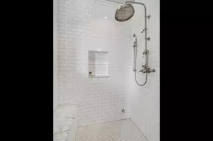 1454 N Dearborn St, Chicago, IL 60610 - Photo 32