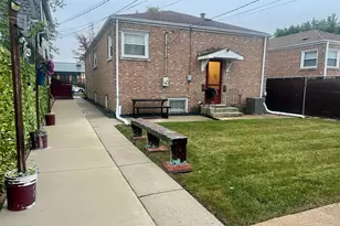 3820 W 57th Pl, Chicago, IL 60629 - Photo 12