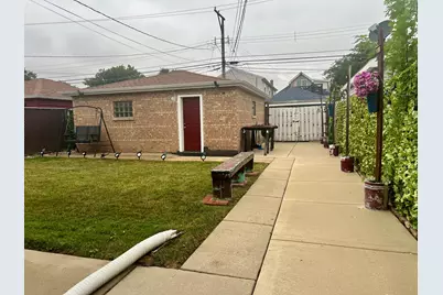 3820 W 57th Place, Chicago, IL 60629 - Photo 8