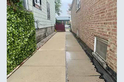 3820 W 57th Place, Chicago, IL 60629 - Photo 18