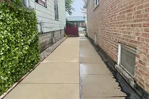 3820 W 57th Pl, Chicago, IL 60629 - Photo 18
