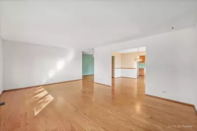 105 Haverhill Lane, Schaumburg, IL 60193 - Photo 6