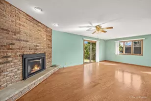 105 Haverhill Ln, Schaumburg, IL 60193 - Photo 14