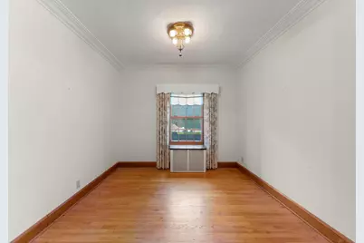 421 W Alexander Boulevard, Elmhurst, IL 60126 - Photo 6