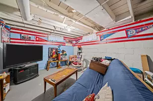 2302 Broadway, Rockford, IL 61104 - Photo 22