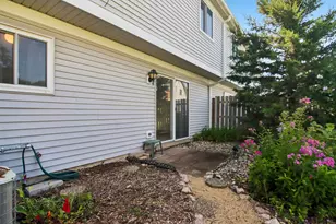 45 Willow Cir, Cary, IL 60013 - Photo 30