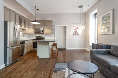 1344 N North Park Avenue #1, Chicago, IL 60610 - Photo 4