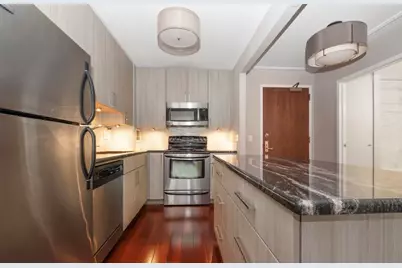 401 E Ontario Street #903, Chicago, IL 60611 - Photo 6