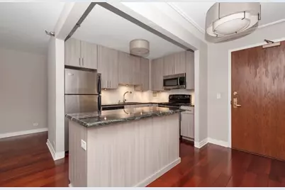 401 E Ontario Street #903, Chicago, IL 60611 - Photo 8