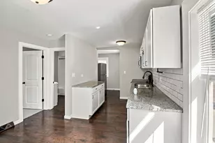217 N Warwick Ave, Westmont, IL 60559 - Photo 12