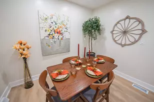 1030 Charles St, Aurora, IL 60506 - Photo 8
