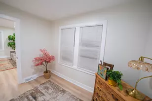 1030 Charles St, Aurora, IL 60506 - Photo 18