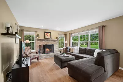 2105 Bent Tree Drive, Geneva, IL 60134 - Photo 4