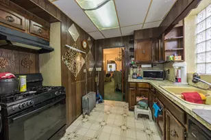8722 S Harper Ave, Chicago, IL 60619 - Photo 24