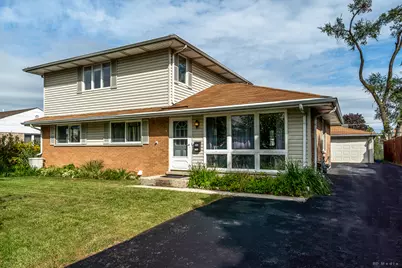 6314 W 85th Street, Burbank, IL 60459 - Photo 2