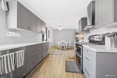 6314 W 85th Street, Burbank, IL 60459 - Photo 10
