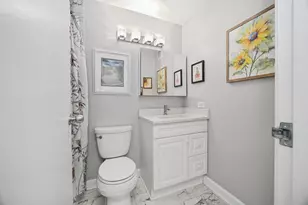 3660 N Lake Shore Dr, Chicago, IL 60613 - Photo 10