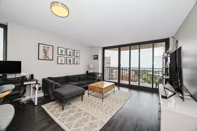 3660 N Lake Shore Drive #3504, Chicago, IL 60613 - Photo 4