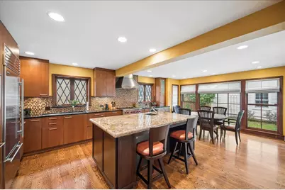2448 Central Park Avenue, Evanston, IL 60201 - Photo 8