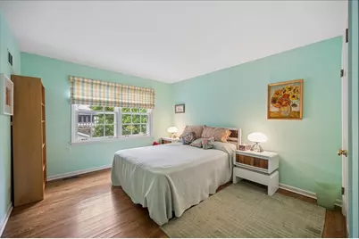 2448 Central Park Avenue, Evanston, IL 60201 - Photo 16