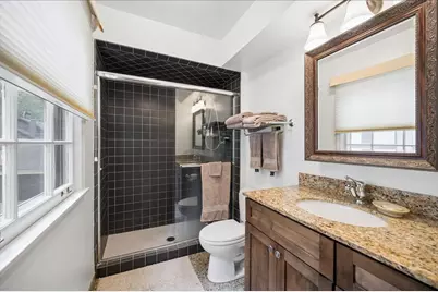 2448 Central Park Avenue, Evanston, IL 60201 - Photo 14