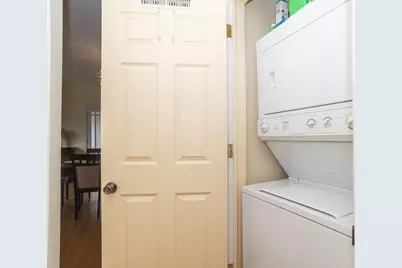 2734 W Argyle Street #3, Chicago, IL 60625 - Photo 16