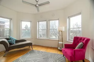 2734 W Argyle St, Chicago, IL 60625 - Photo 2