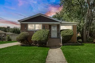 15452 Woodlawn E Ave, South Holland, IL 60473 - Photo 2