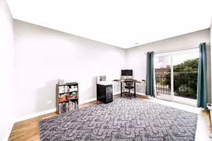 3541 S Prairie Ave, Chicago, IL 60653 - Photo 18