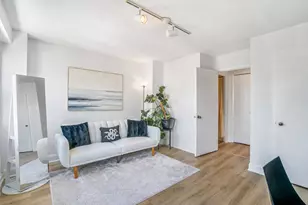 2909 N Sheridan Rd, Chicago, IL 60657 - Photo 12